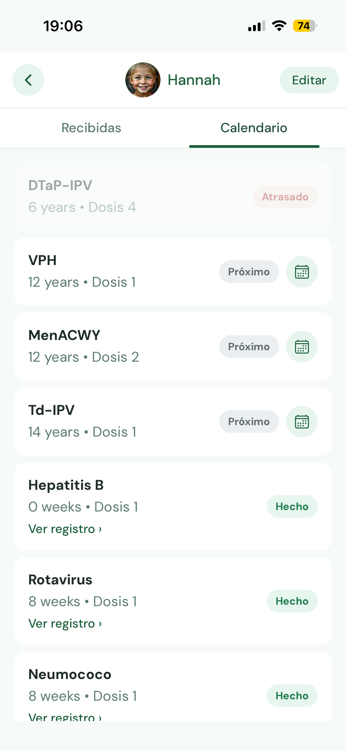 Calendario de vacunación con próximas vacunas y pendientes